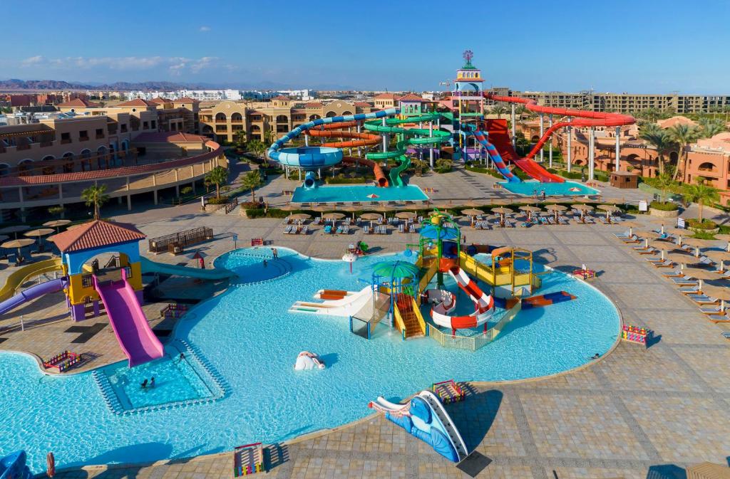 Charmillion Club Aqua Park